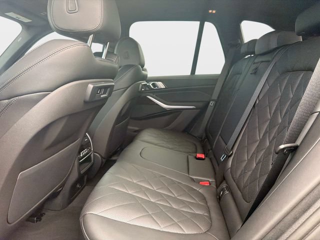 Used 2023 BMW X5 xDrive40i w/ Climate Comfort Package AWD/4WD image 12