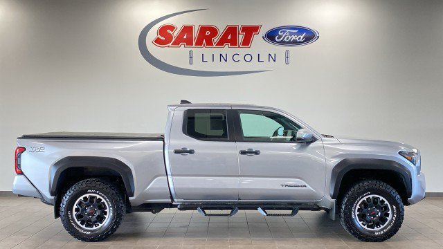 Used 2024 Toyota Tacoma TRD Off-Road w/ TRD Off Road Upgrade Package AWD/4WD video 1