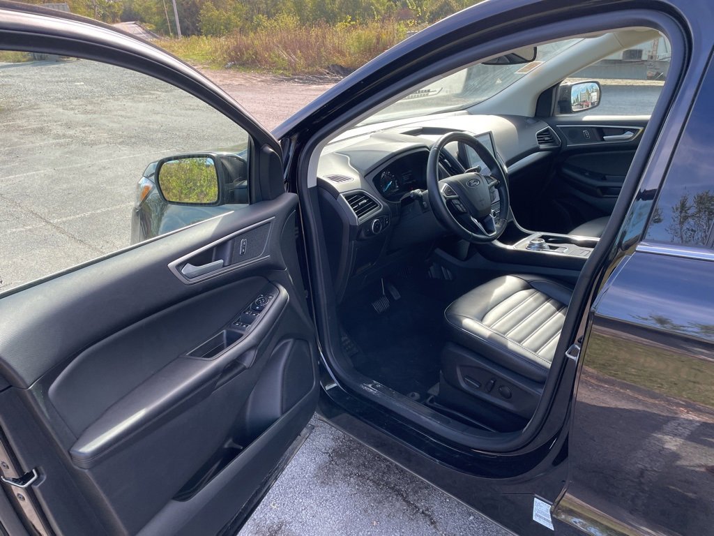 Certified 2023 Ford Edge SEL w/ Convenience Package image 11