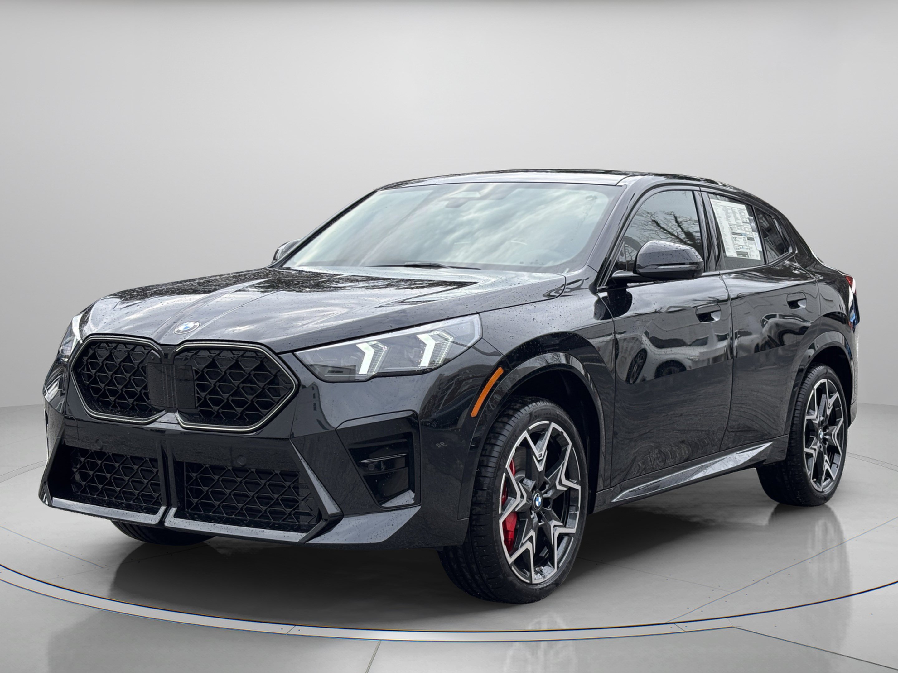 Used 2026 BMW X2 xDrive28i w/ Technology Package AWD/4WD image 3