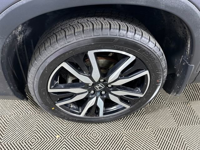 Used 2019 Honda Pilot Touring image 11