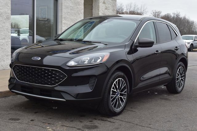 Used 2022 Ford Escape SE w/ Cold Weather Package image 9