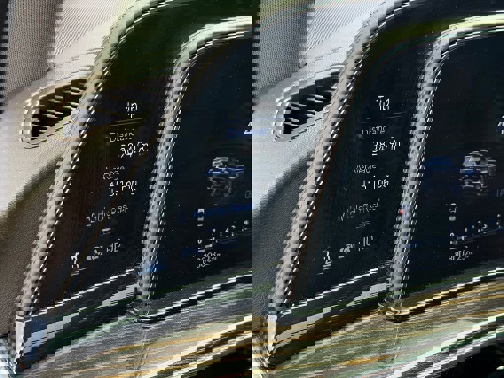 Used 2021 Cadillac Escalade ESV Premium Luxury image 38