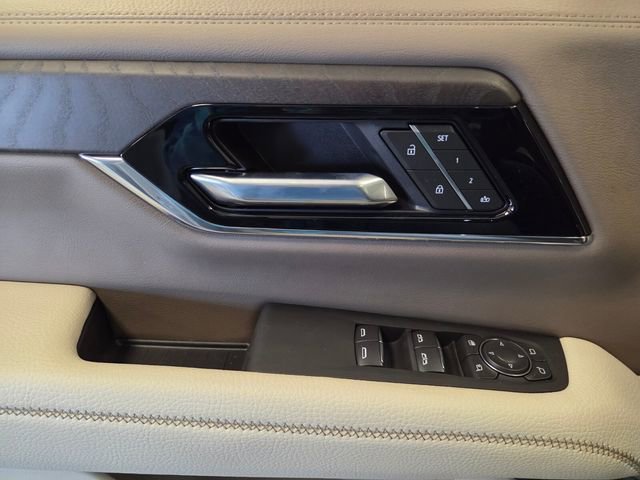 New 2026 GMC Yukon XL Denali w/ Denali Reserve Package image 30