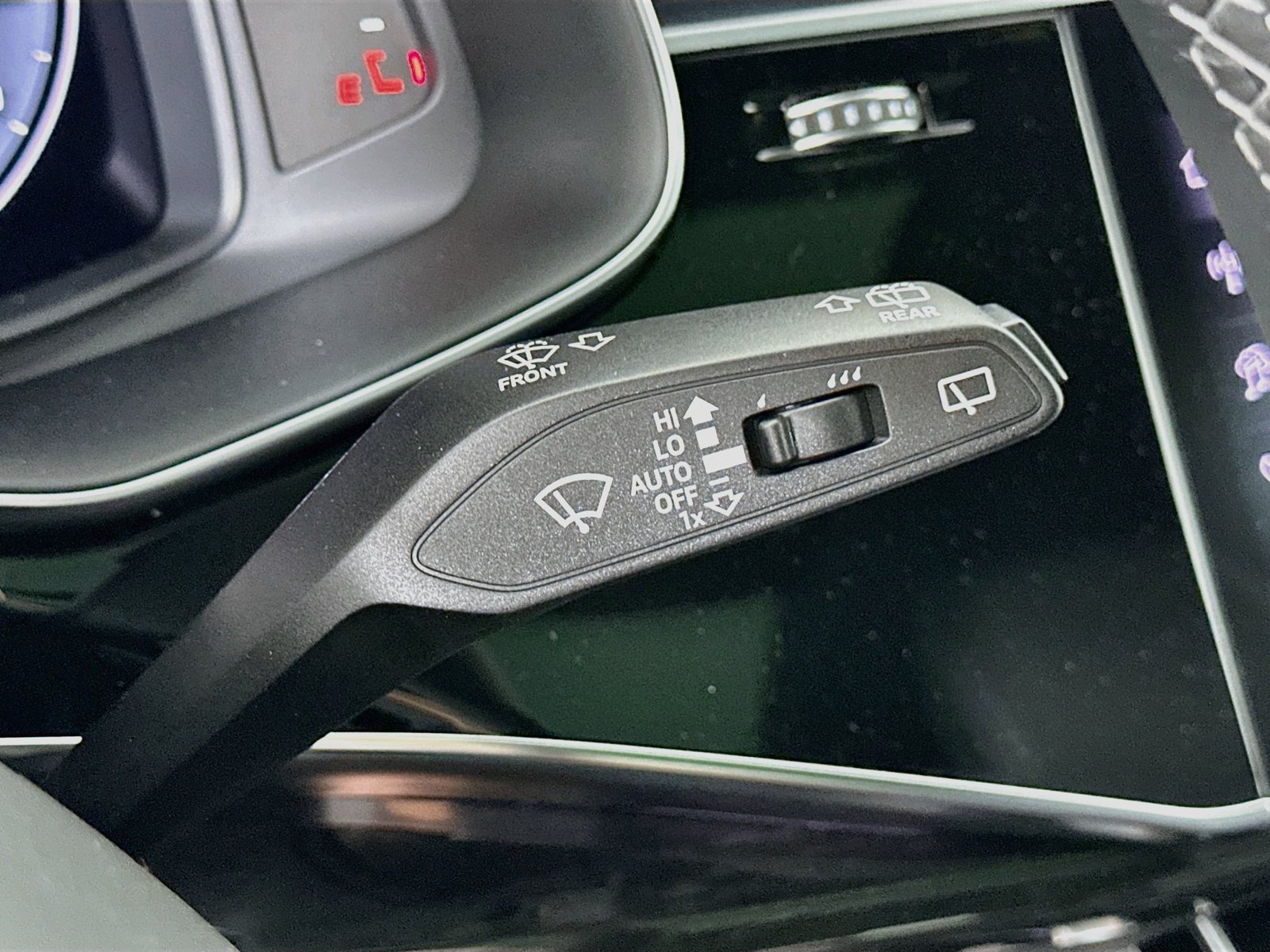 New 2027 Audi Q8 Premium Plus AWD/4WD image 22