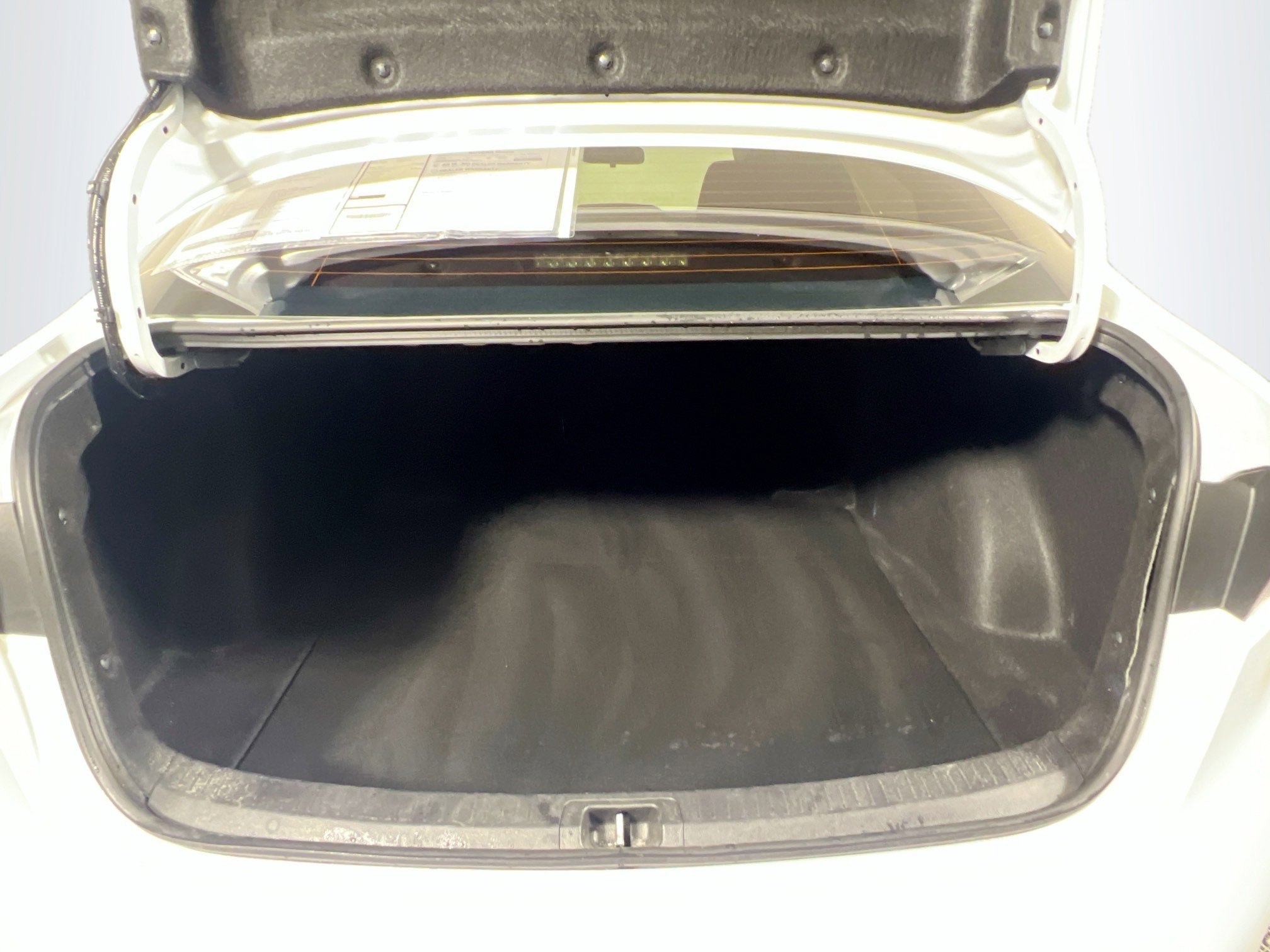 Used 2025 Toyota Corolla LE image 33