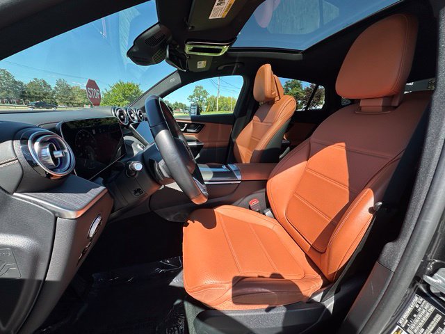 Certified 2025 Mercedes-Benz GLC 300 4MATIC image 15