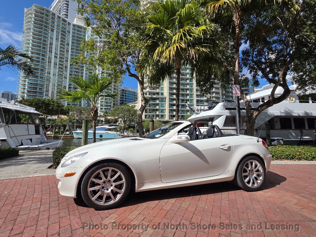 Used 2005 Mercedes-Benz SLK 350 Movie Star image 3