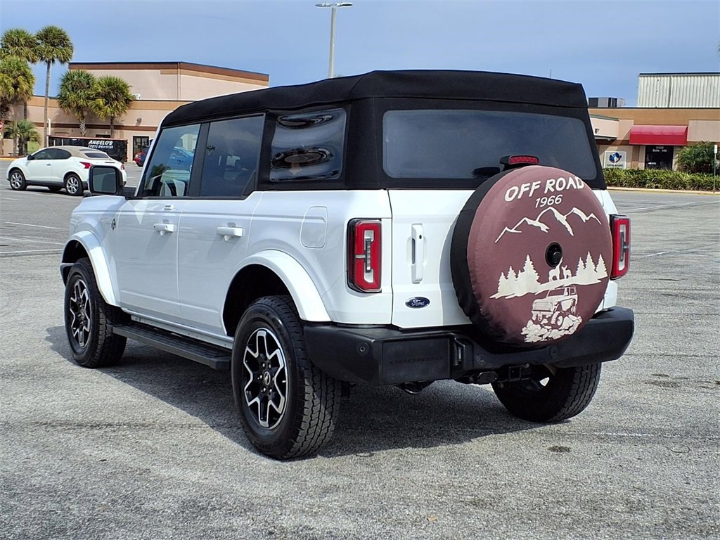 Used 2023 Ford Bronco Outer Banks image 5