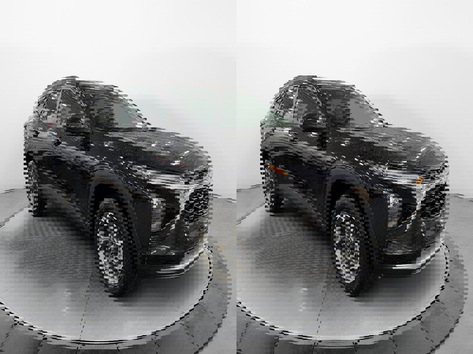 New 2026 Chevrolet Trax LT w/ Driver Confidence Package image 4