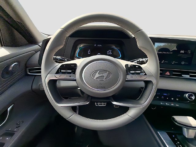 Certified 2026 Hyundai Elantra Sport FWD image 12