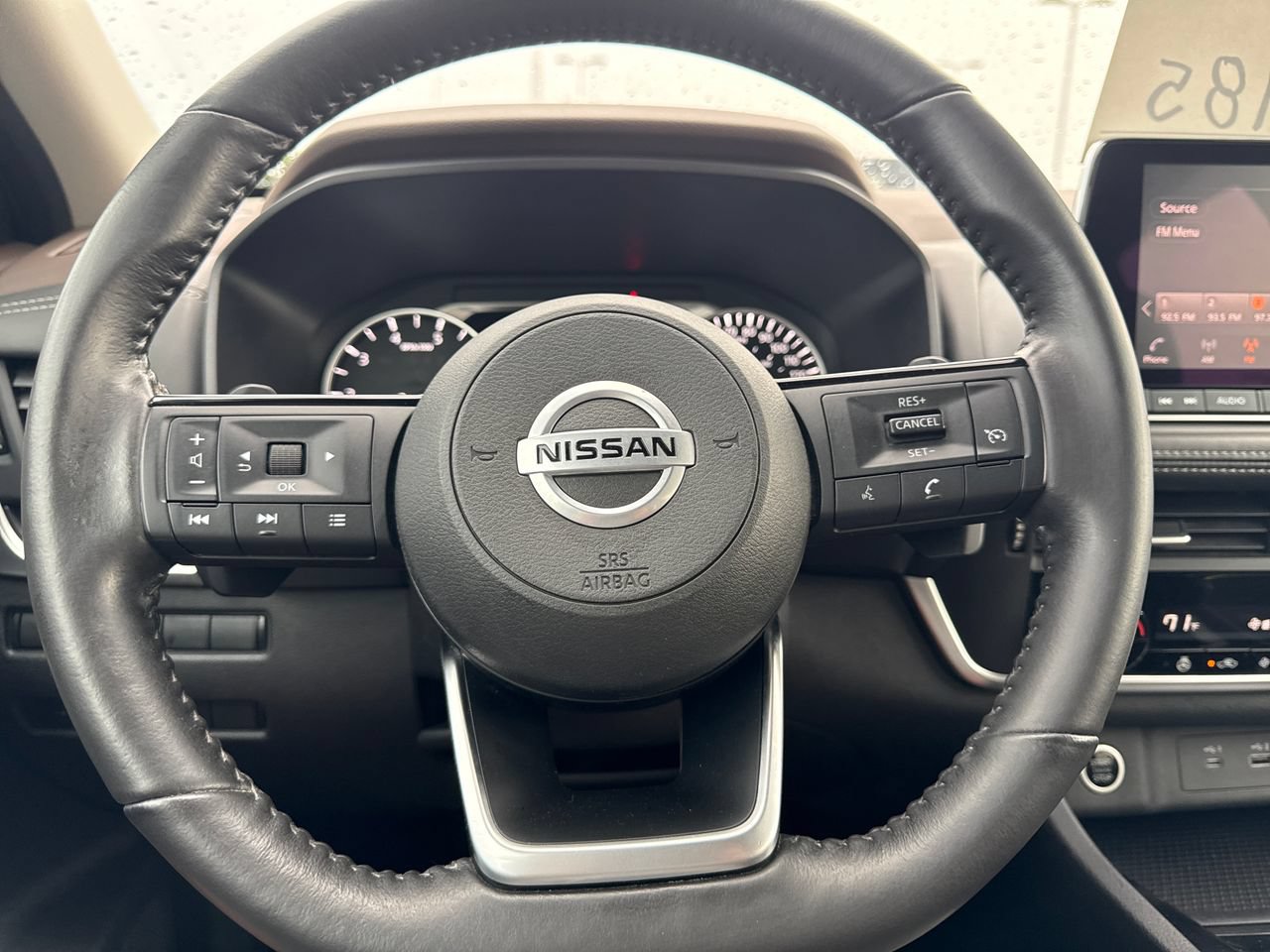 Used 2021 Nissan Rogue S FWD image 17