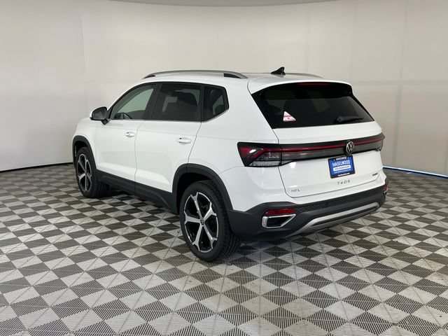 New 2026 Volkswagen Taos SEL AWD/4WD image 17