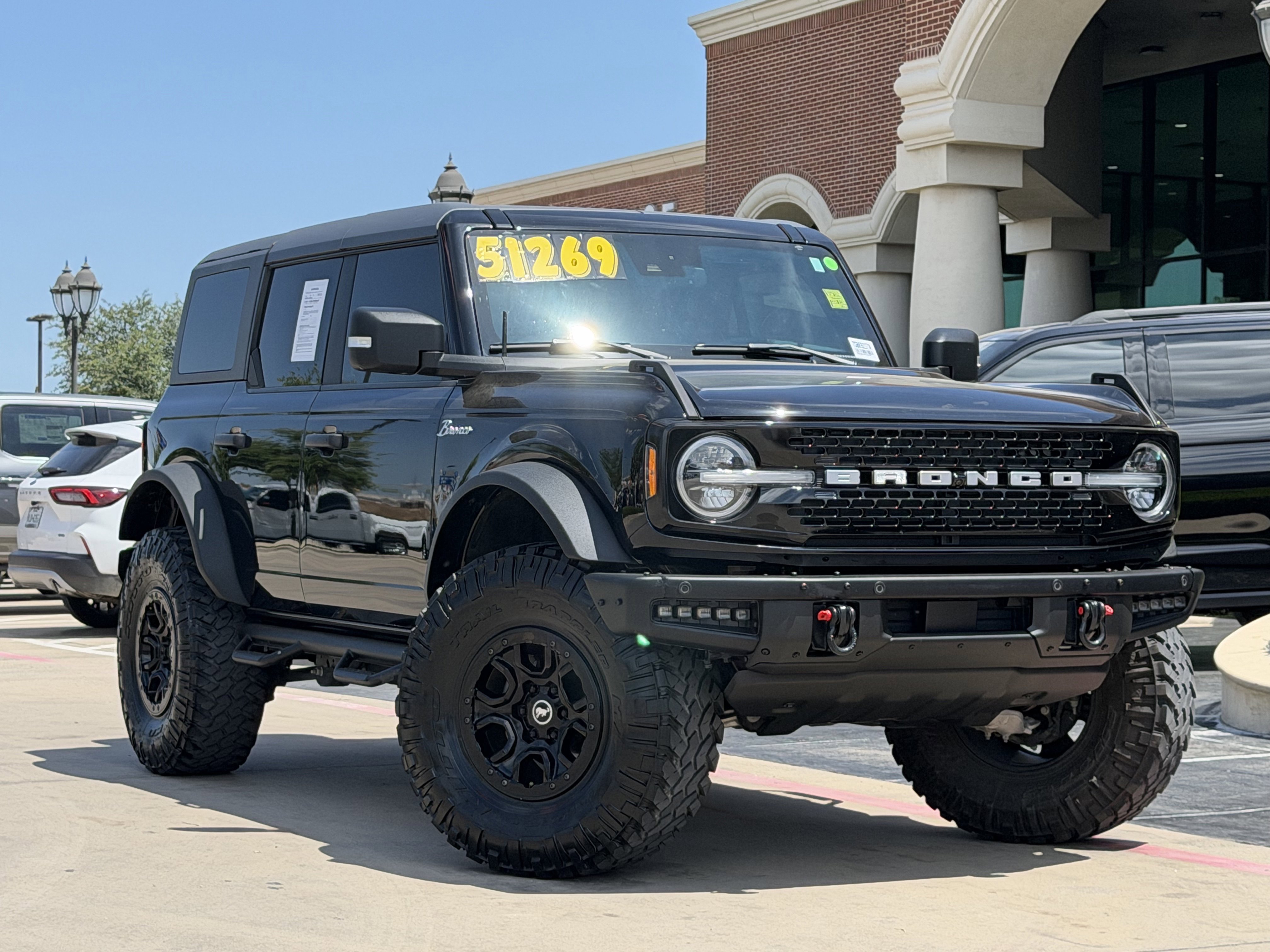 Certified 2023 Ford Bronco Wildtrak AWD/4WD image 2