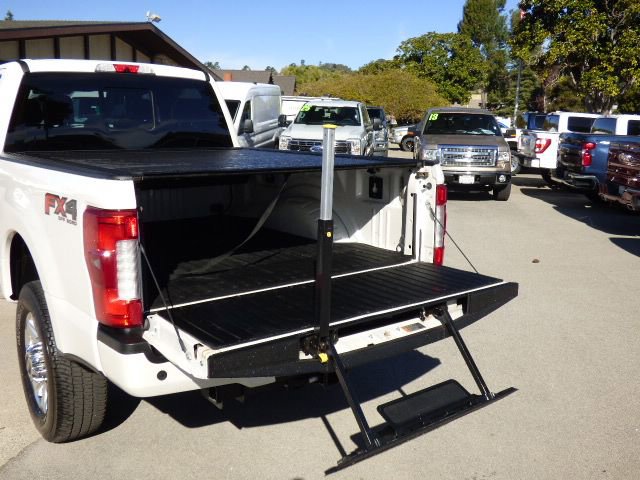 Used 2017 Ford F350 Platinum w/ Platinum Ultimate Package AWD/4WD image 15