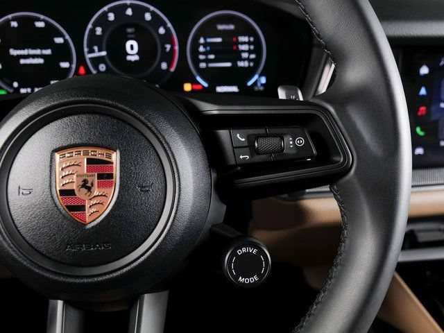 Certified 2026 Porsche Cayenne AWD/4WD image 22