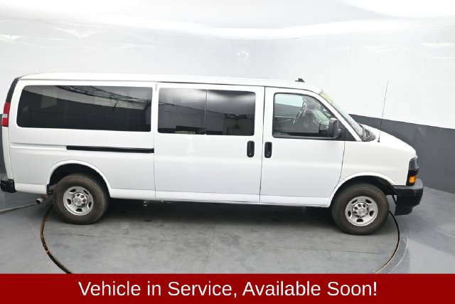 Used 2024 Chevrolet Express 3500 LS RWD image 27