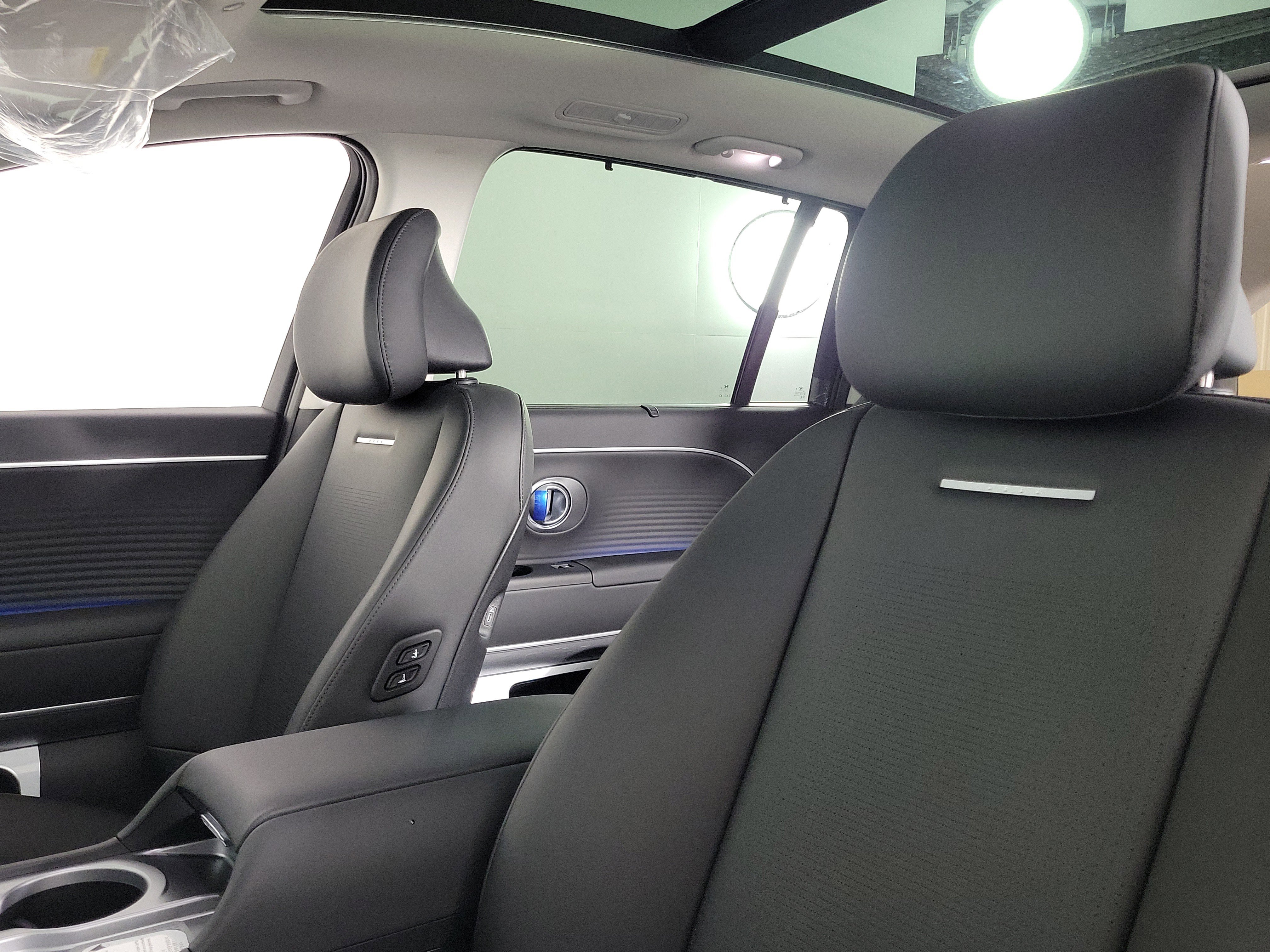 New 2026 Hyundai Ioniq 9 Limited image 28