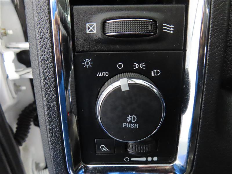 Used 2017 RAM 1500 Laramie image 17