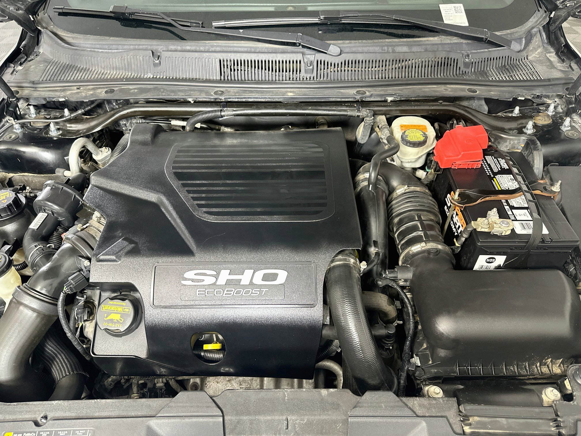 Used 2013 Ford Taurus SHO AWD/4WD image 33