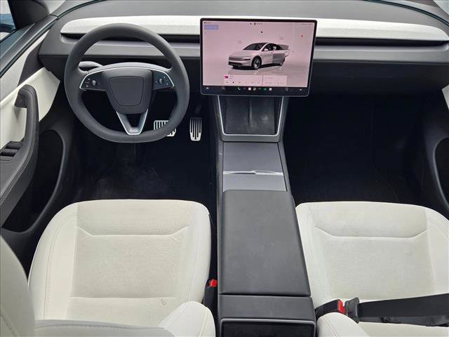 Used 2026 Tesla Model Y Long Range AWD/4WD image 14