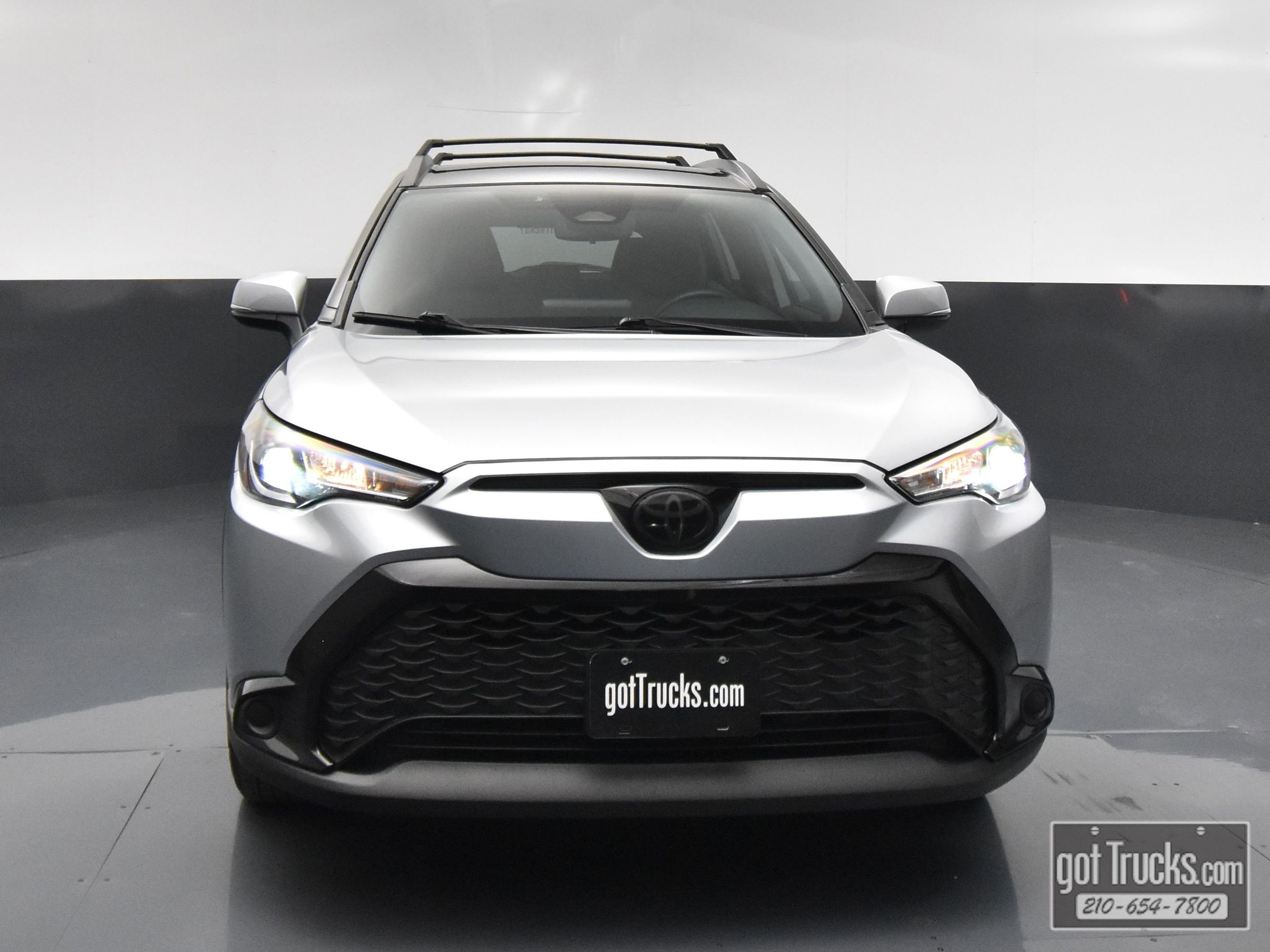 Used 2024 Toyota Corolla Cross AWD Hybrid image 45