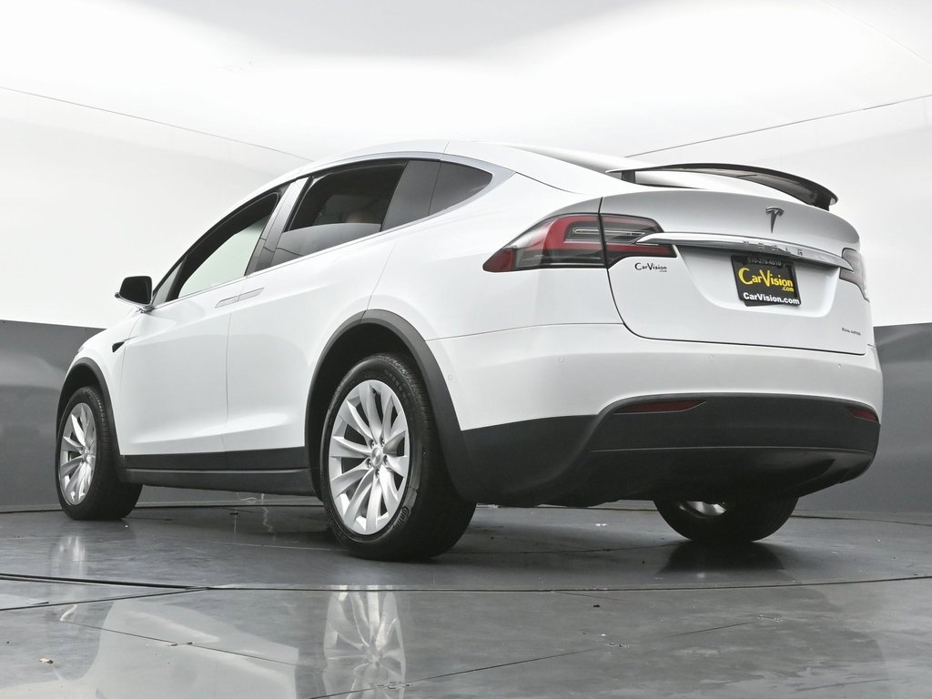 Used 2021 Tesla Model X Long Range image 48
