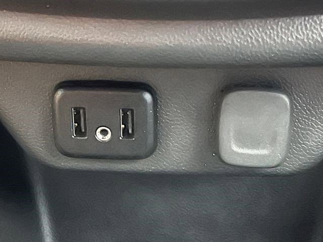 Certified 2023 Chevrolet Traverse LT w/ LPO, Floor Liner Package image 29