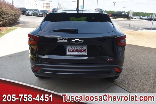New 2026 Chevrolet Trax RS w/ Sunroof Package FWD image 8