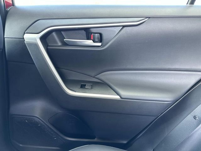 Used 2023 Toyota RAV4 XLE Premium image 14