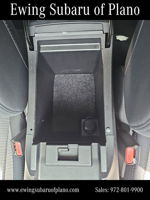 Used 2025 Subaru Outback Premium AWD/4WD image 25
