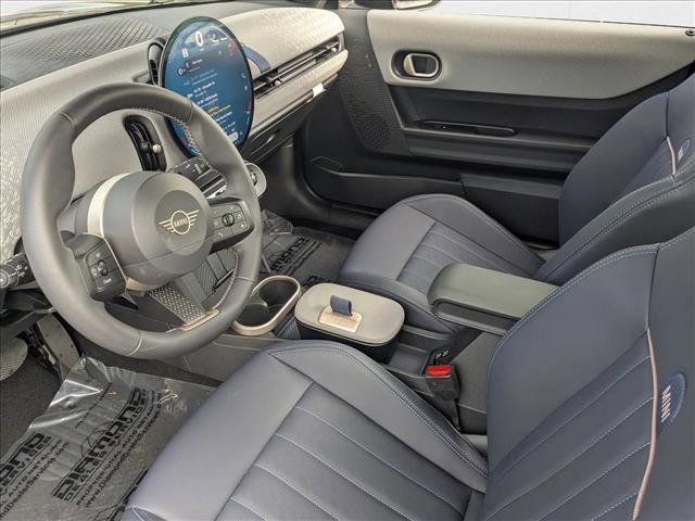 Certified 2025 MINI Cooper S image 10