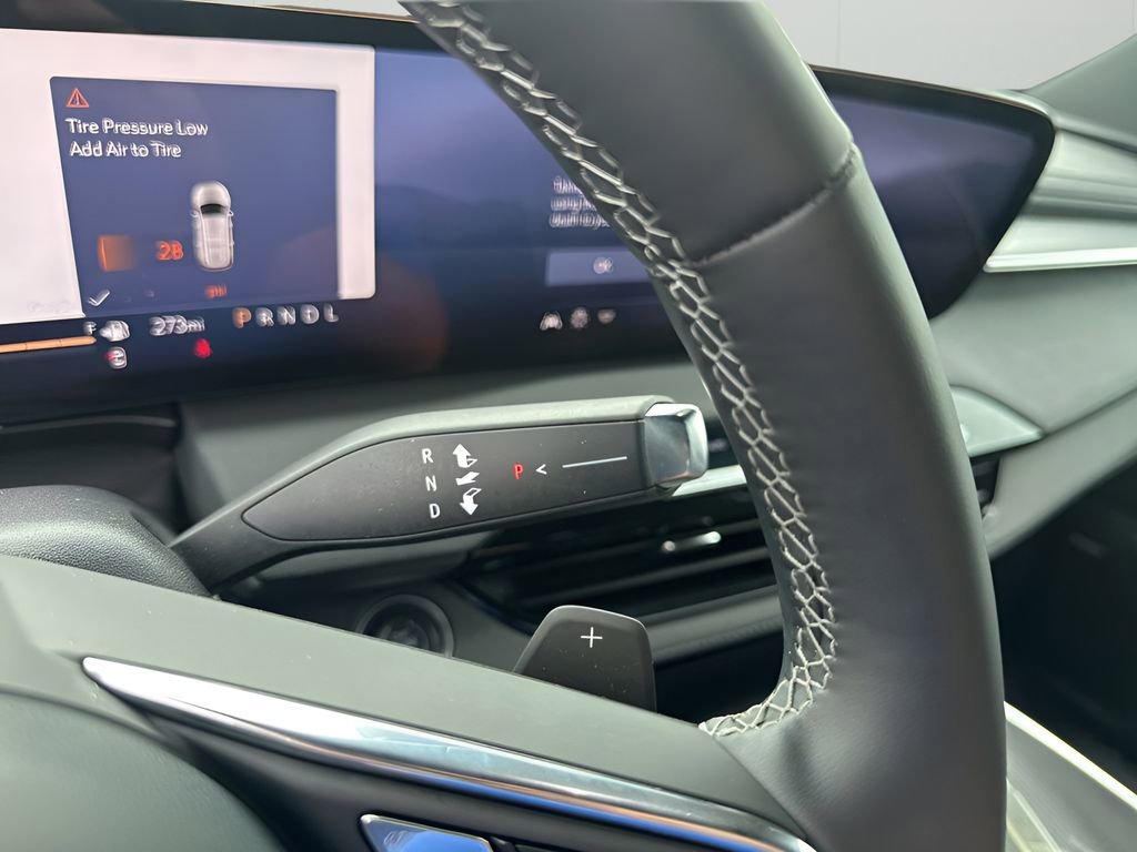 Used 2025 Buick Enclave Preferred FWD image 34