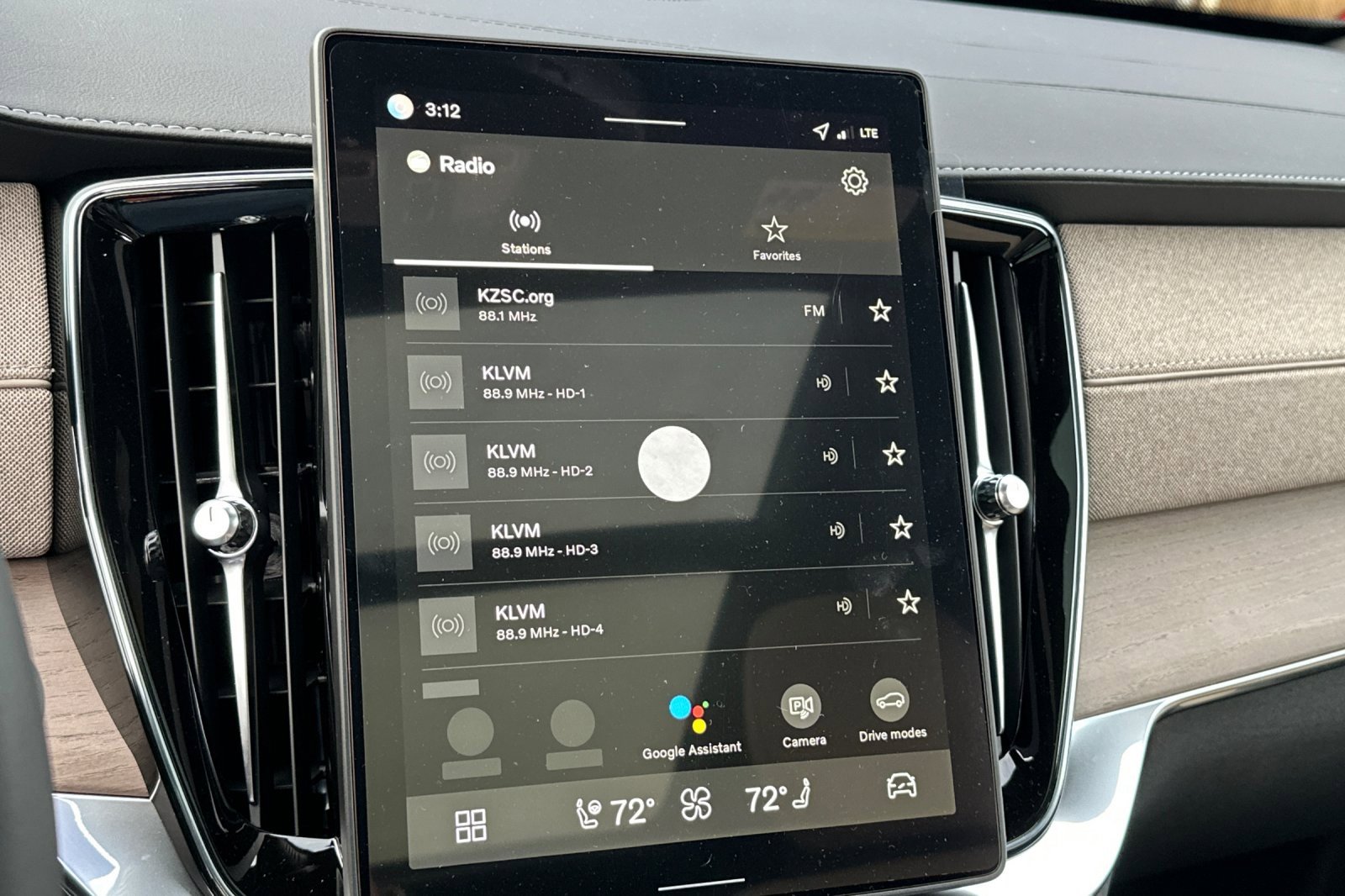 New 2026 Volvo XC90 B5 Plus w/ Protection Package image 18