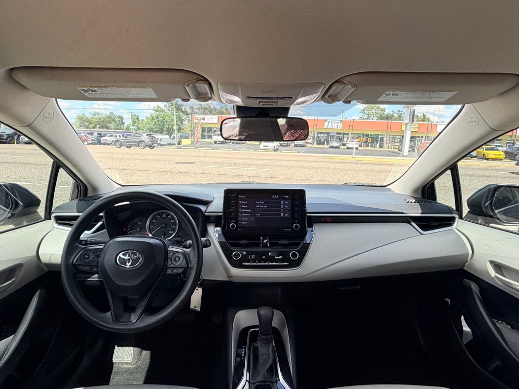 Used 2022 Toyota Corolla LE FWD image 12