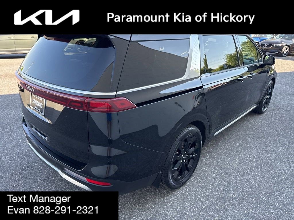 Used 2024 Kia Carnival SX FWD image 7