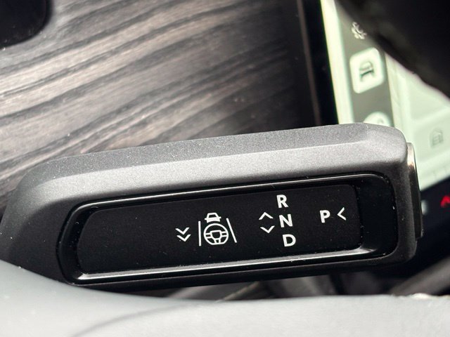 Used 2022 Rivian R1S Launch Edition Quad AWD/4WD image 25