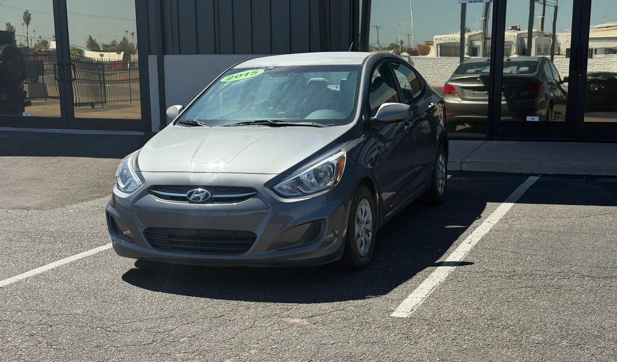 Used 2015 Hyundai Accent GLS FWD image 1