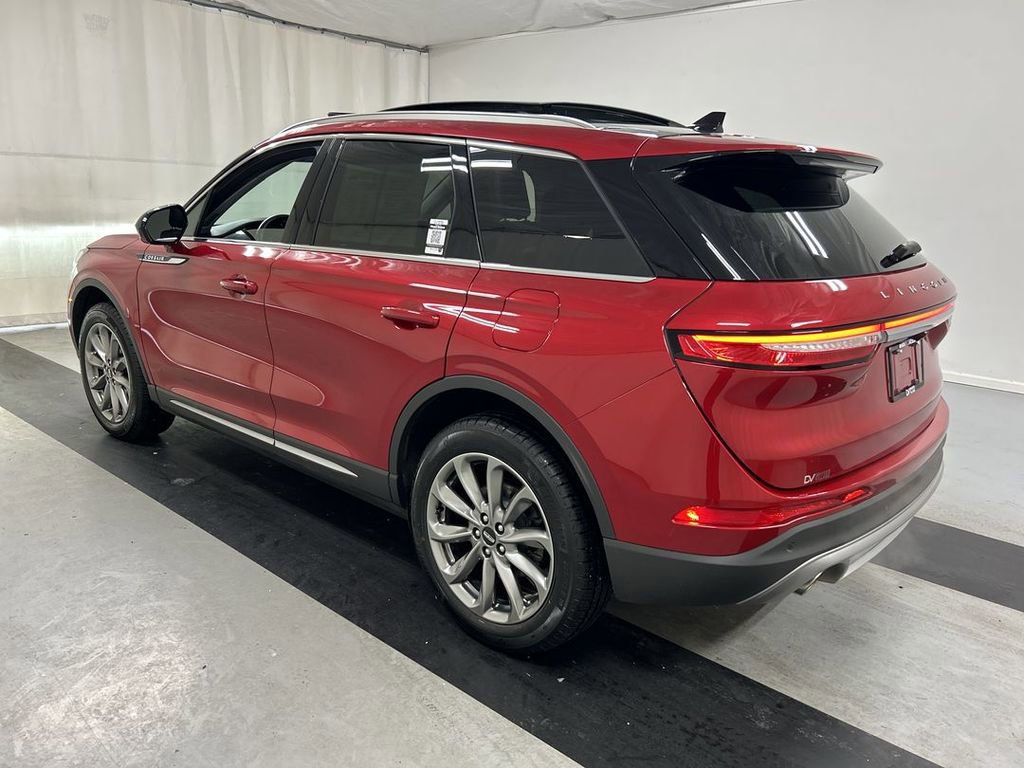 Used 2022 Lincoln Corsair Standard w/ Premium Package image 7