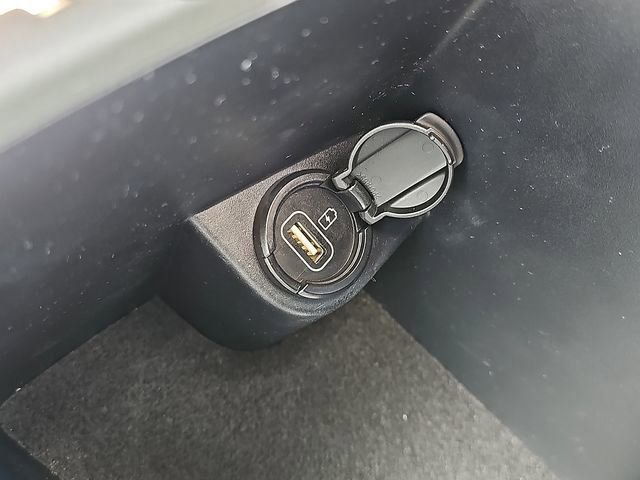 Used 2017 Kia Optima EX w/ Technology Package image 30