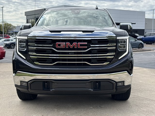 Used 2025 GMC Sierra 1500 SLT w/ SLT Premium Package AWD/4WD image 10