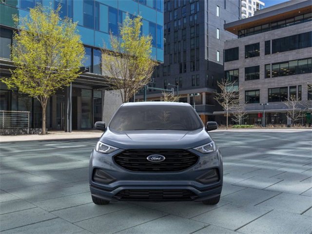 New 2024 Ford Edge SE w/ Black Appearance Package image 6