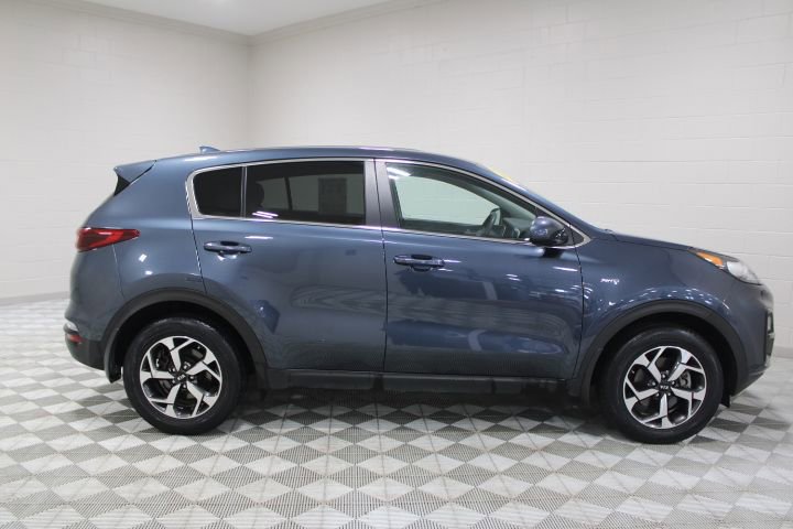 Used 2020 Kia Sportage LX image 12