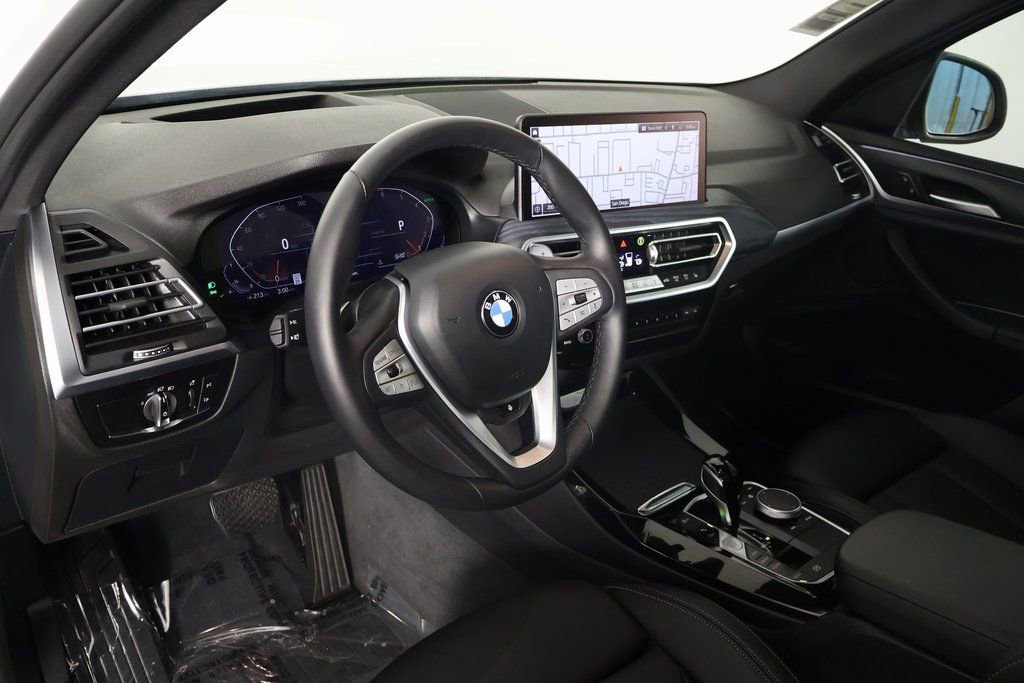 Used 2024 BMW X3 sDrive30i w/ Premium Package image 7