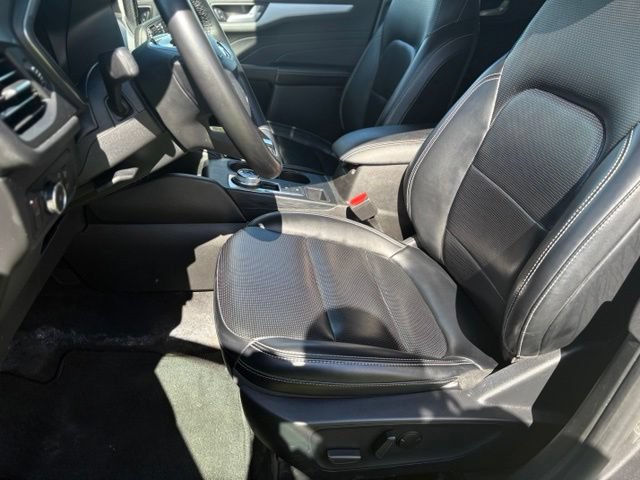 Used 2024 Ford Escape Platinum AWD/4WD image 9