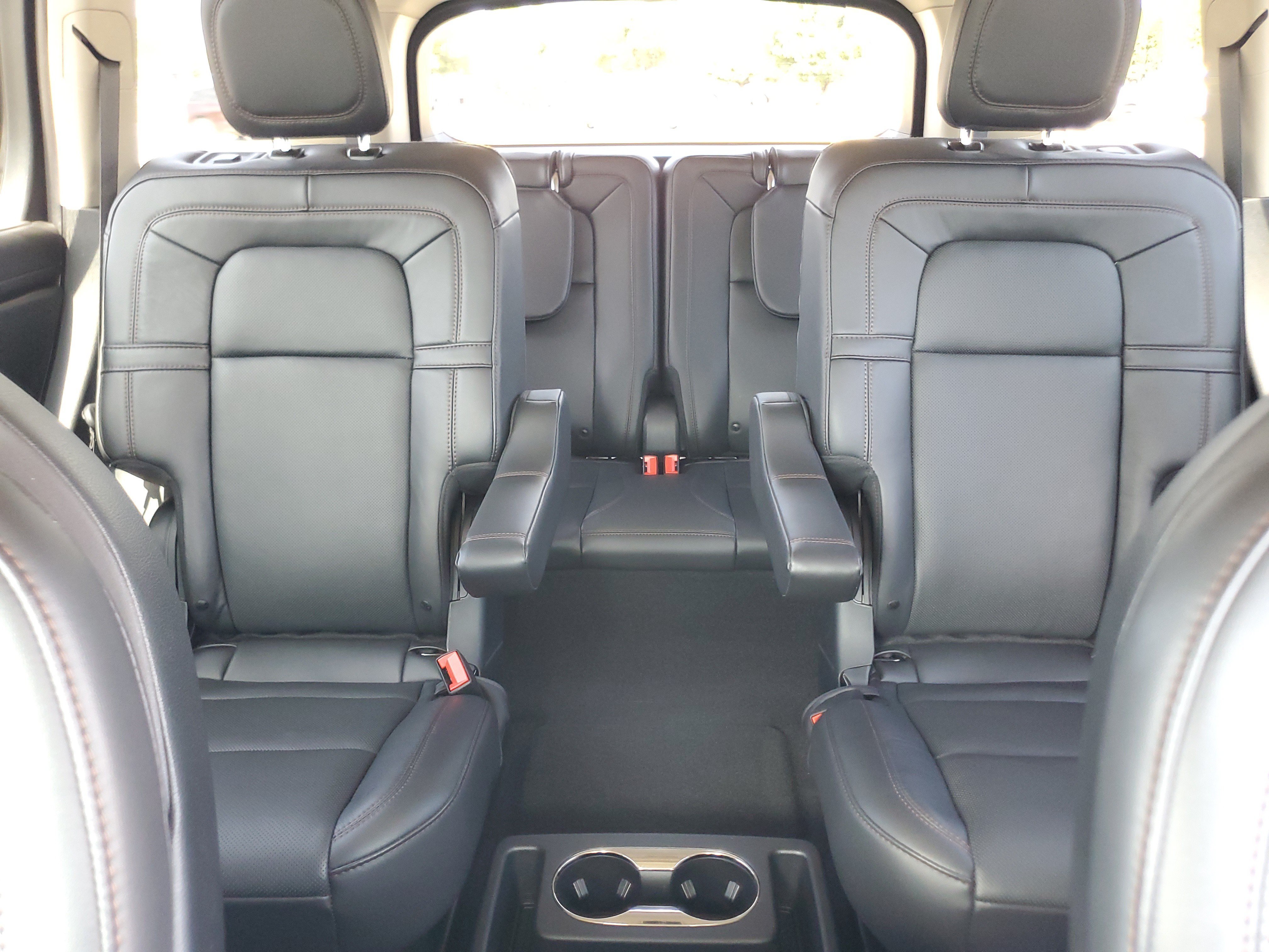 Certified 2024 Lincoln Aviator Reserve w/ Equipment Group 201A AWD/4WD image 19