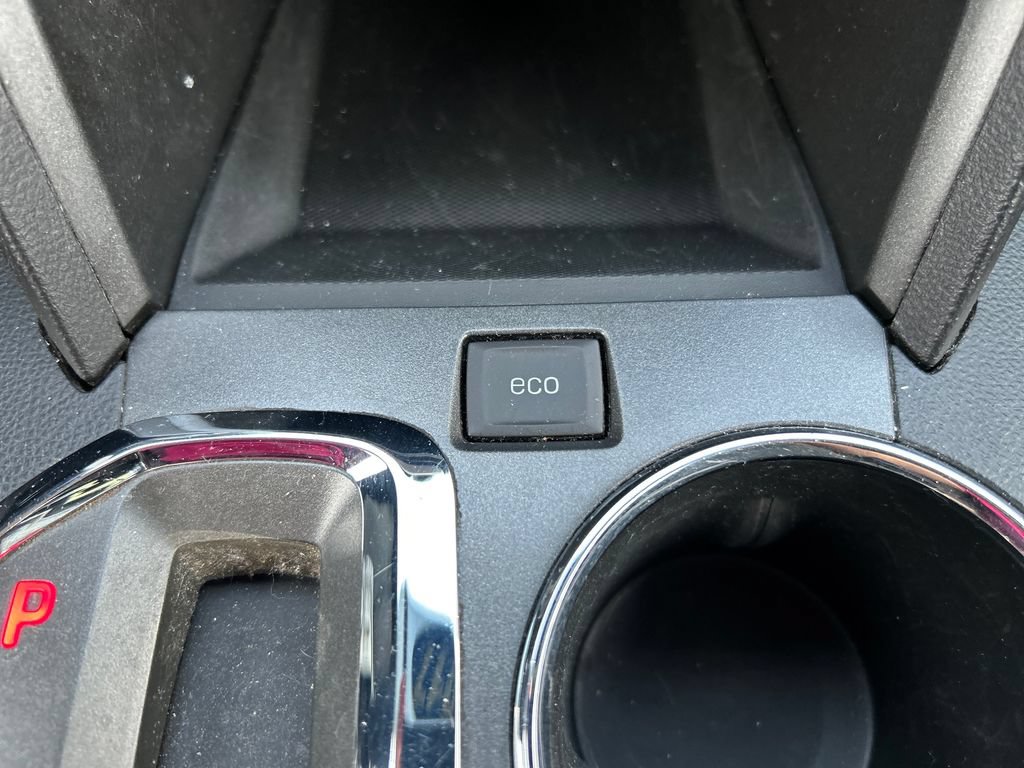 Used 2017 GMC Terrain SLE FWD image 31