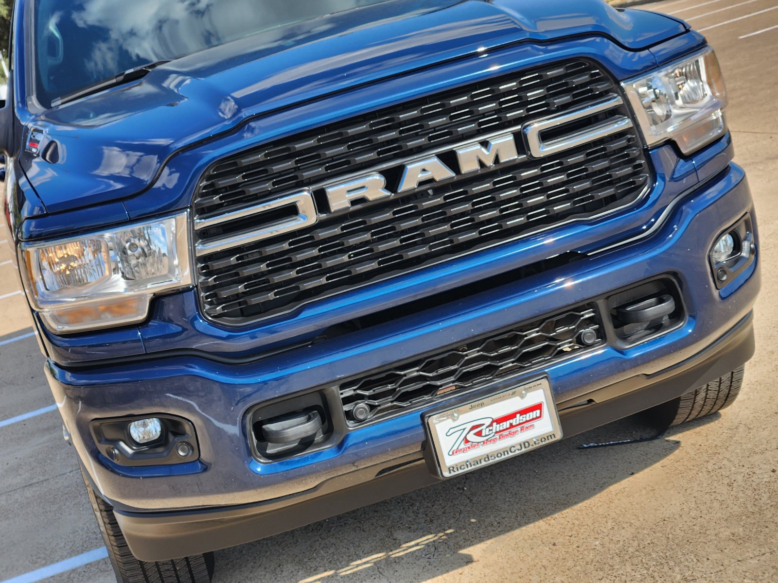 Used 2024 RAM 2500 Big Horn w/ Sport Appearance Package AWD/4WD image 8