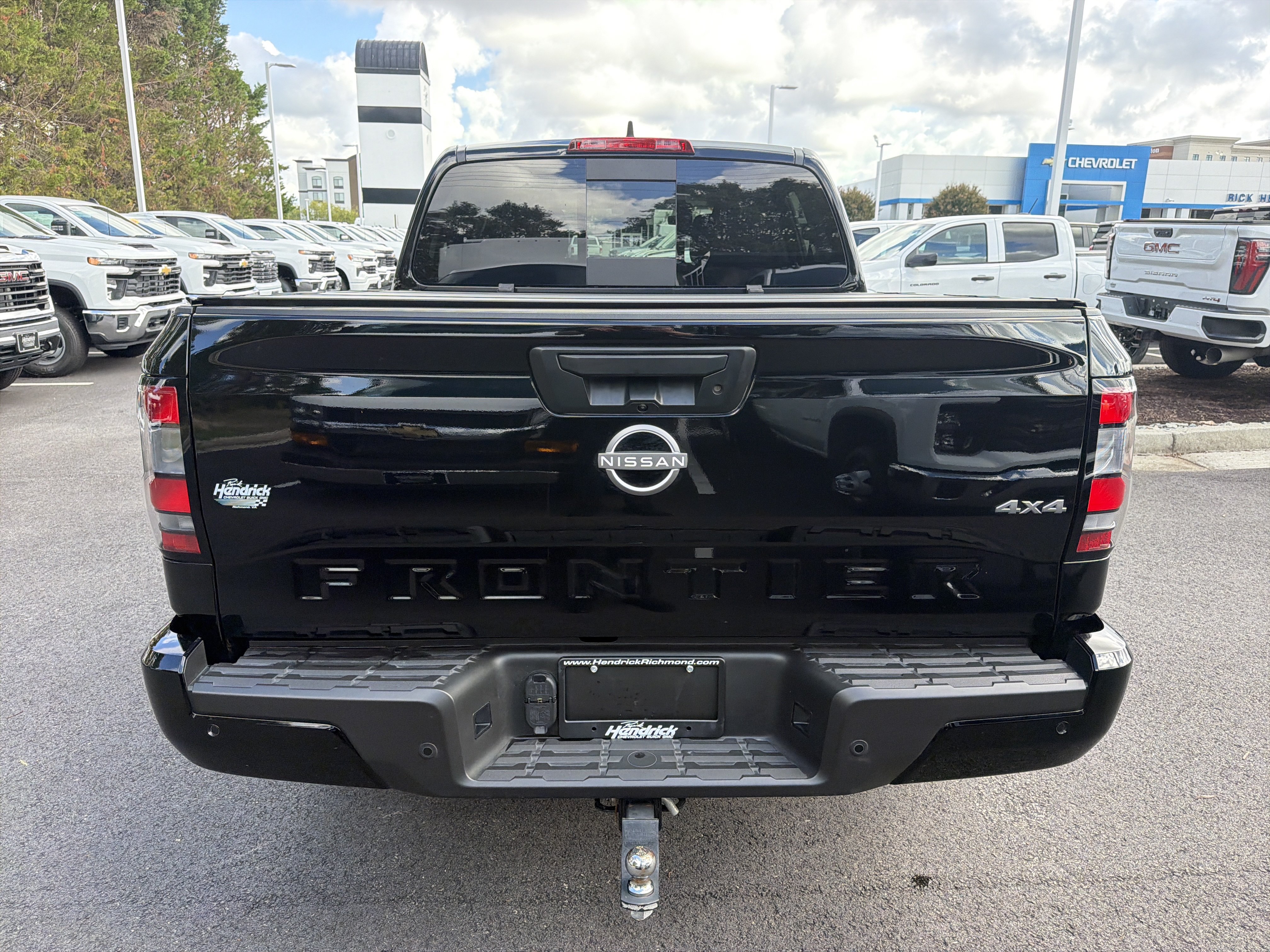 Used 2026 Nissan Frontier SV w/ SV Convenience Package AWD/4WD image 9