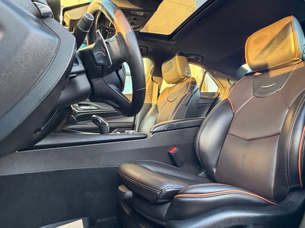 Used 2022 Cadillac CT4 V image 10